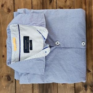 Denim & Flower Large Flip Cuff Long Sleeve Button Up Dress Shirt